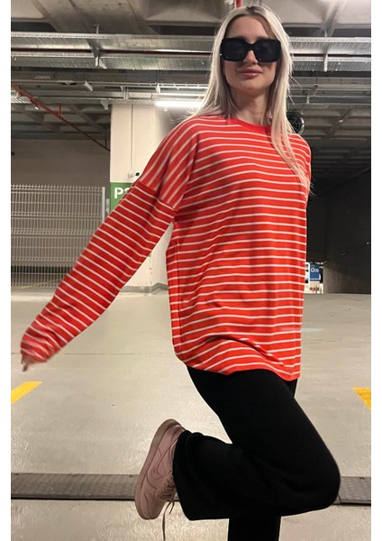 Kırmızı Çizgili Sweatshirt MG980 fiyatları