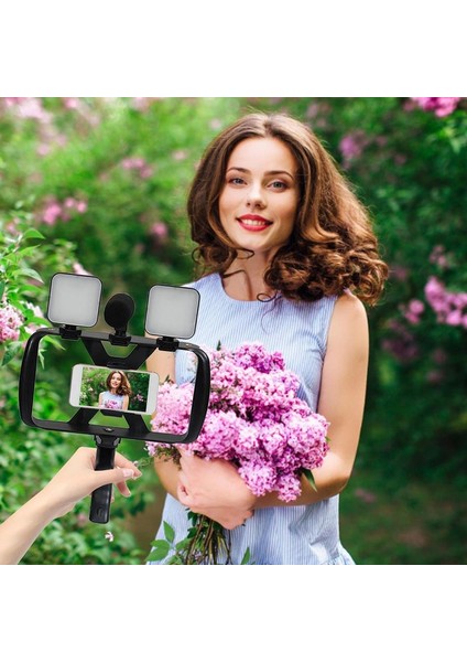 Tek Işık Selfie Çubuk Tripod 4 In 1 Fotoğraf Tripod Standı Seti Geri Çekilebilir Klip Tripod Standı Mikrofon ile Kadınlar Için Dolgu Işığı Seyahat Phot (Yurt Dışından)