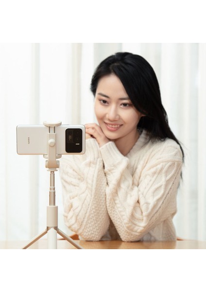 Siyah Xiaomi Zoom Tripod Selfie Çubuğu Bluetooth Uyumlu Ios Android Için Uzaktan Katlanabilir Uzatılabilir Monopod 360° Döndürülebilir (Yurt Dışından)