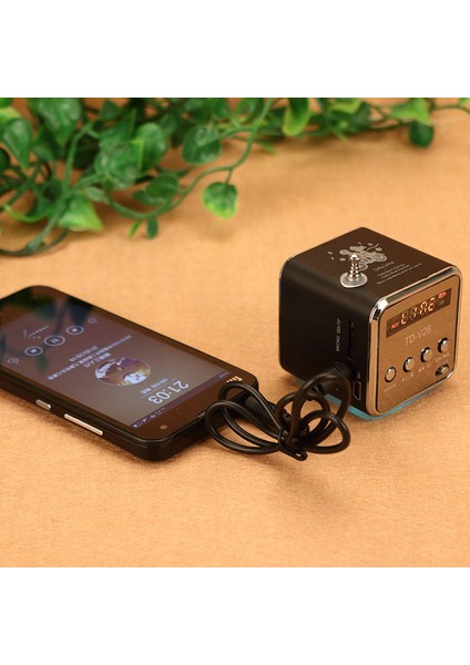 Pembe Taşınabilir Acil Durum Radyosu LCD Stereo Hoparlör Mini Dijital Fm Radyo Hoparlör Dijital Mp3 Çalar Supporttf Kart (Yurt Dışından) indirimleri