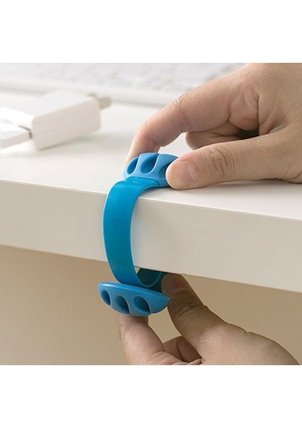 Yeşil Evrensel Üç Yuvalı Plastik Kablo Bölücü Tel Kablo Klipsi USB Kablosu Fare Hattı Bilgisayar Kablosu Için Organizatör Tutucu Sabitleyici Sarıcı (Yurt Dışından)