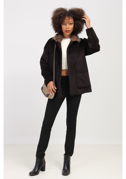 Oversize Kaşe Kumaş Yaka Detaylı Kaban fiyatları