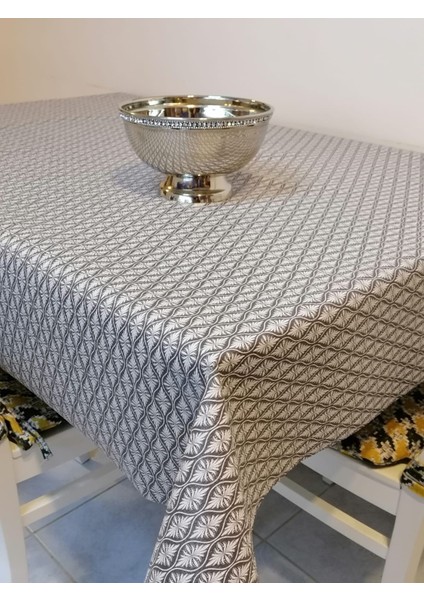 Kaydırmaz Tabanlı Pvc Muşamba - Desenli Silinebilir Masa Örtüsü