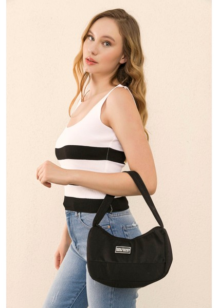 Kadın Siyah Born Champs Armalı Oval Fermuarlı Baget El Çantası fiyatları