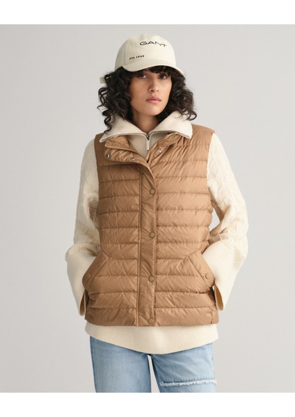 Kadın Kahverengi Regular Fit Dik Yaka Logolu Yelek 4700280.213