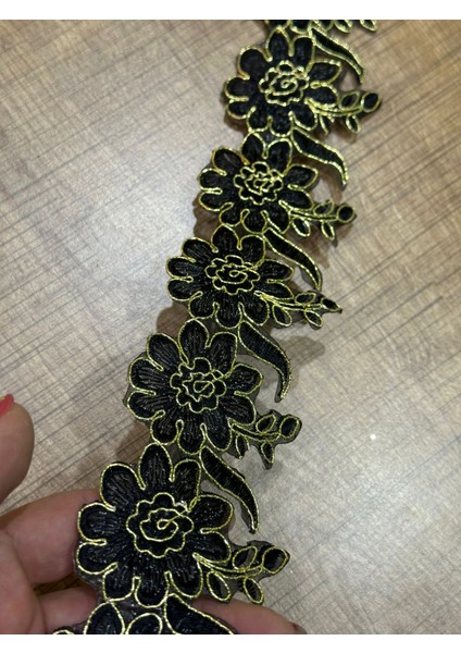 En 6 cm Ütü Ile Yapışan Varaklı Kesilebilir Çiçekli Şerit Dikiş Aksesuarı 1 Metre