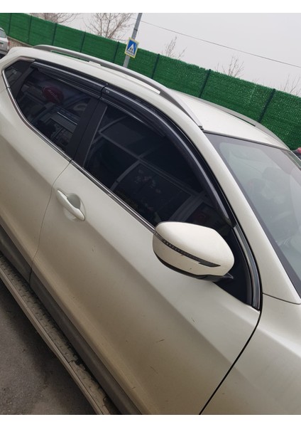 Nissan Qashqai 2007-2020 model 4'lü Mugen Cam Rüzgarlık Seti