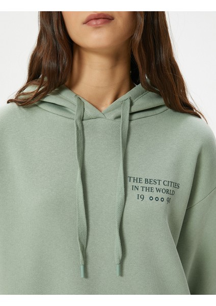 Kapşonlu Sweatshirt Arkası Baskılı Rahat Kalıp Uzun Kollu indirimleri