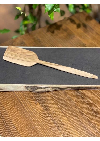 B Zeytin Ağacı Spatula 20-21 cm