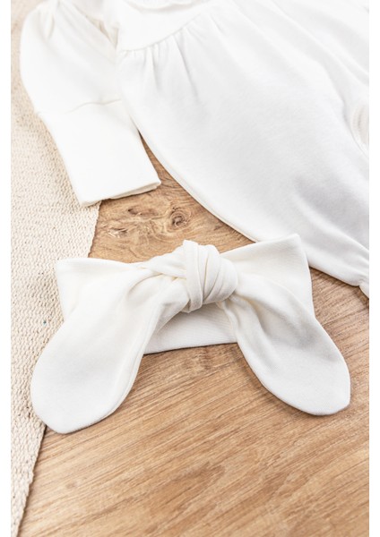 Güpürlü Bandanalı Kız Bebek Tulum