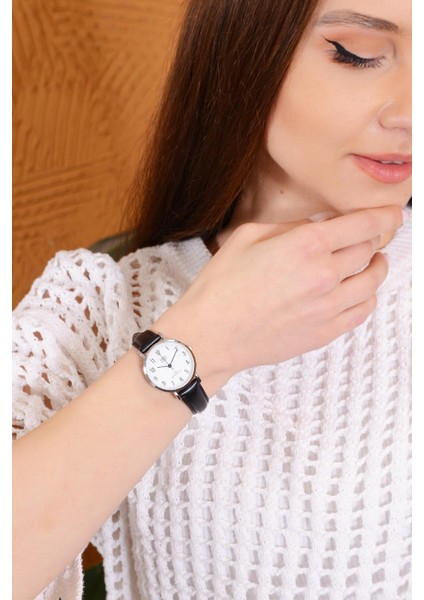 Rakamlı Deri Kayış Kadın Retro Kol Saati modelleri