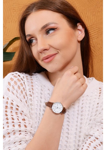 Rakamlı Deri Kayış Kadın Retro Kol Saati modelleri