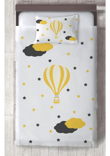 Bebek ve Çocuk Odası Uçan Balon Desenli Yatak Örtüsü