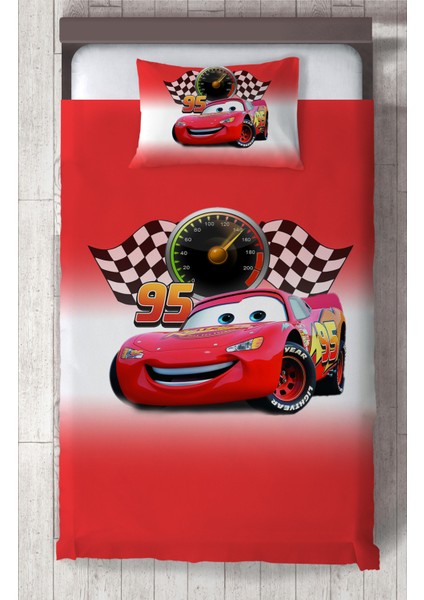 Bebek ve Çocuk Odası Mcqueen Desenli Yatak Örtüsü