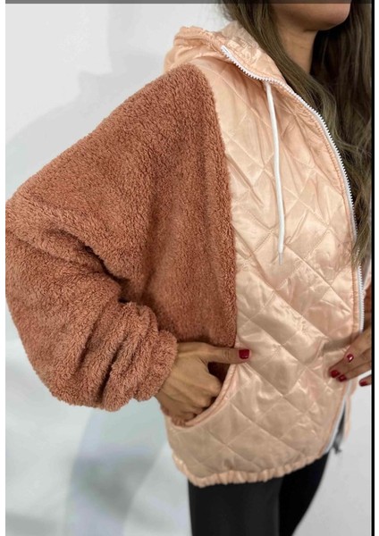 Kapüşonlu Kapitone Peluş modelleri