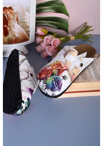 8036 Renkli Gül Desenli Baskılı Sabo Terlik