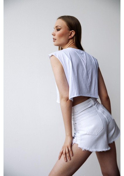 Beyaz Yüksek Bel Yırtıklı Mini Denim Şort indirimleri