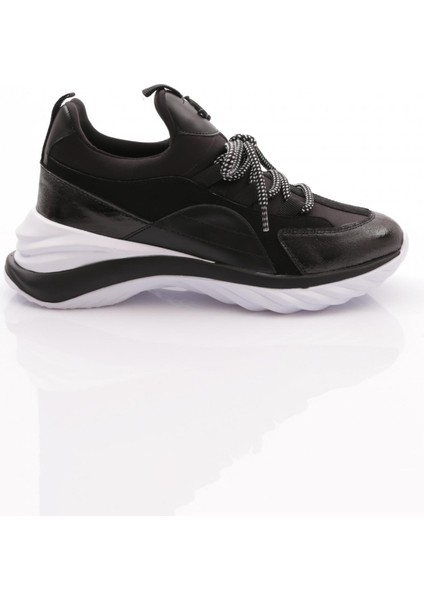 080 Kadin Bağcikli Yüksek Taban Spor Ayakkabi