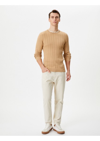 Slim Fit Kazak Triko Dokulu Yaka Detaylı Uzun Kollu fiyatları