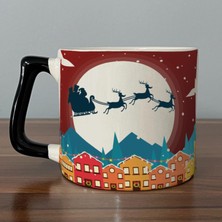 Mor Mürekkep Yılbaşı Gecesi Kızak ve Geyikleri Baskılı Siyah Kulplu D Yılbaşı Kupası