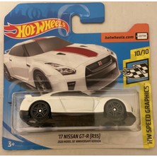 Hot Wheels 17 Nissan Gt-R