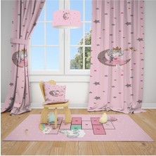 Talia Home Ay'da Oturan Kız Pembe Desenli Çocuk ve Bebek Odası Fon Perdesi 2 Kanat TLA-280