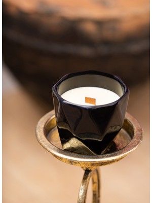 Maison Monson Moi Black Luxury Candle Spicy Kokulu Mum