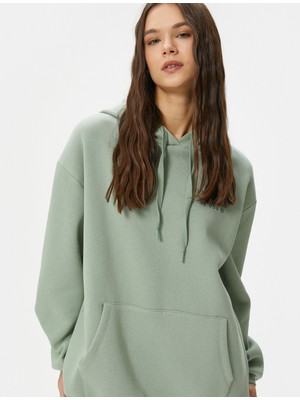Koton Kapşonlu Sweatshirt Arkası Baskılı Rahat Kalıp Uzun Kollu
