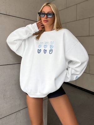 Hebb Club Kadın Uzun Kollu Kalp Li Nakışlı  Oversize Sweatshirt