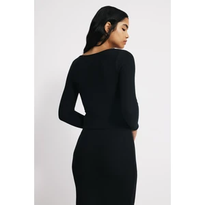 Kalp Yaka Uzun Kol Üst