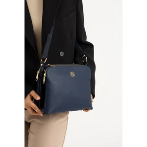 Kadın Suni Deri Ayarlanabilir Çapraz Askılı 4 Bölmeli ve Metal Fermuarlı Omuz Çantası