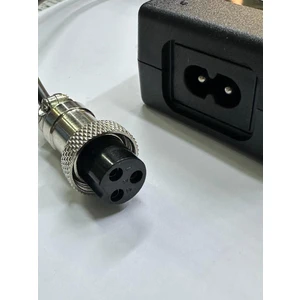 42 Volt 2 Amper Scooter Adaptörü 3 Pinli Elektrikli Scooter Adaptörü 3 Pin Çapı 1.23 cm