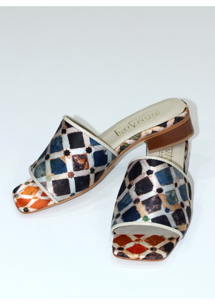 %100 Ipek-Hakiki Deri Kadın Terlik | Kösele Taban | Elhamra Desen fırsatları