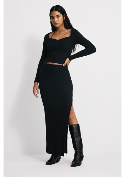 Yan Yırtmaçlı Maxi Etek