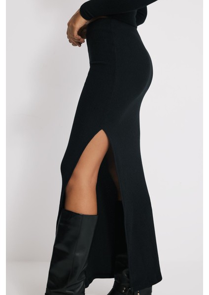 Yan Yırtmaçlı Maxi Etek modelleri