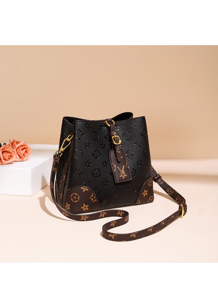 Yeni Moda Kabartmalı Çapraz Vücut Büyük Kapasiteli Kova Çantası Retro Baskılı Çanta (Yurt Dışından)