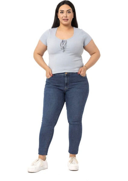 Büyük Beden Yarım Kollu Göğüste Bağcık Detaylı Kaşkorse Gri Body