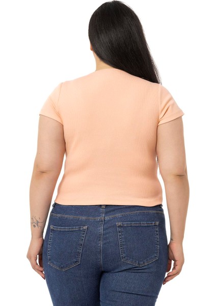 Büyük Beden Yarım Kollu Göğüste Bağcık Detaylı Kaşkorse Somon Body