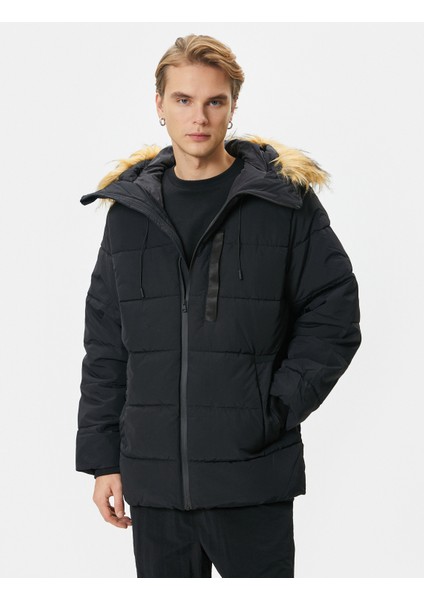 Şişme Mont Kapşonlu Kürk Yaka Detaylı Fermuarlı Cepli modelleri