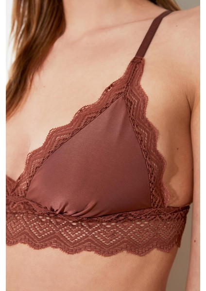 KAHVERENGİ DEKOLTESİ DANTEL DETAYLI MİCRO BRALET DS200475BR