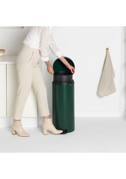 Çöp Kutusu 30 Litre Newicon Pedallı Çam Yeşili 304088 modelleri