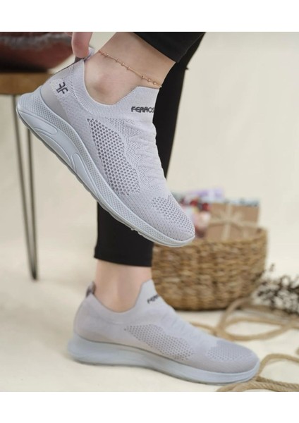 Günlük Unisex Sneaker Slip On Nefes Alabilen Hafif Yürüyüş Bağcıksız Esnek Spor Ayakkabı