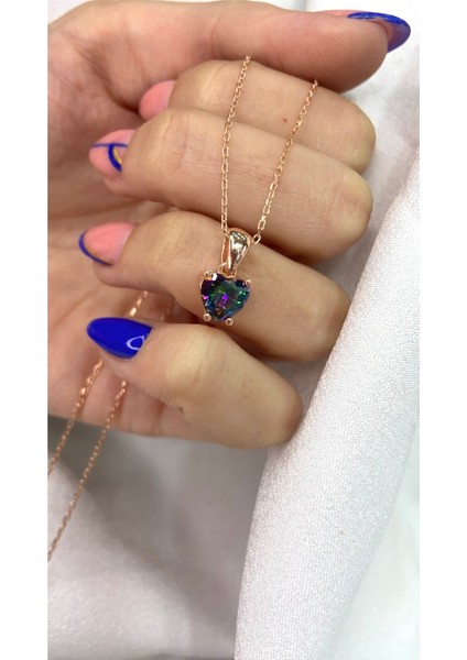Kadın Tek Taş Kalpli Gümüş Kolye Mistik Topaz