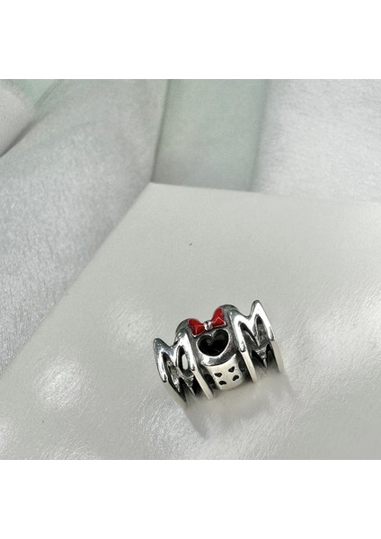 Fiyonk ve Anne Charm Mom Yazılı Charm Gümüş Charm