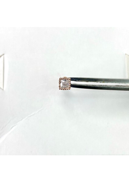 Gümüş Baget Tek Taş Tragus Küpesi Gümüş Kıkırdak Küpesi