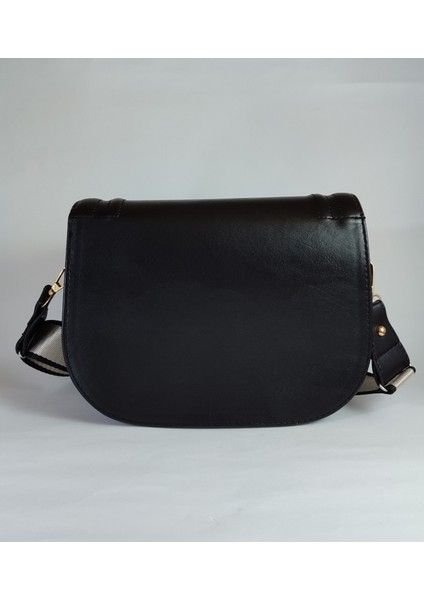 Kanvas Askılı Kapaklı Çanta modelleri