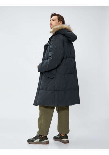 Uzun Şişme Mont Kapşonlu Kürk Detaylı Fermuarlı Cepli fiyatları