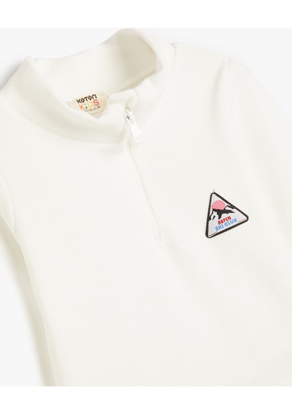 Tişört Dik Yaka Yarım Fermuarlı Ribanalı Kayak Etiket Detaylı modelleri