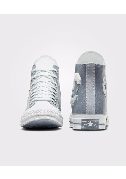 Chuck 70
