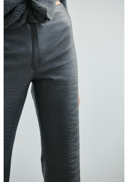 FRIDA Deri Pantolon Siyah Kroko fırsatları